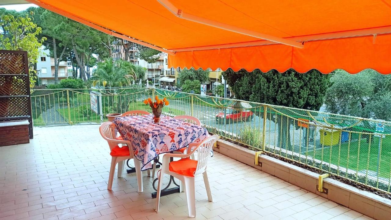 Il Tulipano Lejlighed San Bartolomeo Al Mare Eksteriør billede