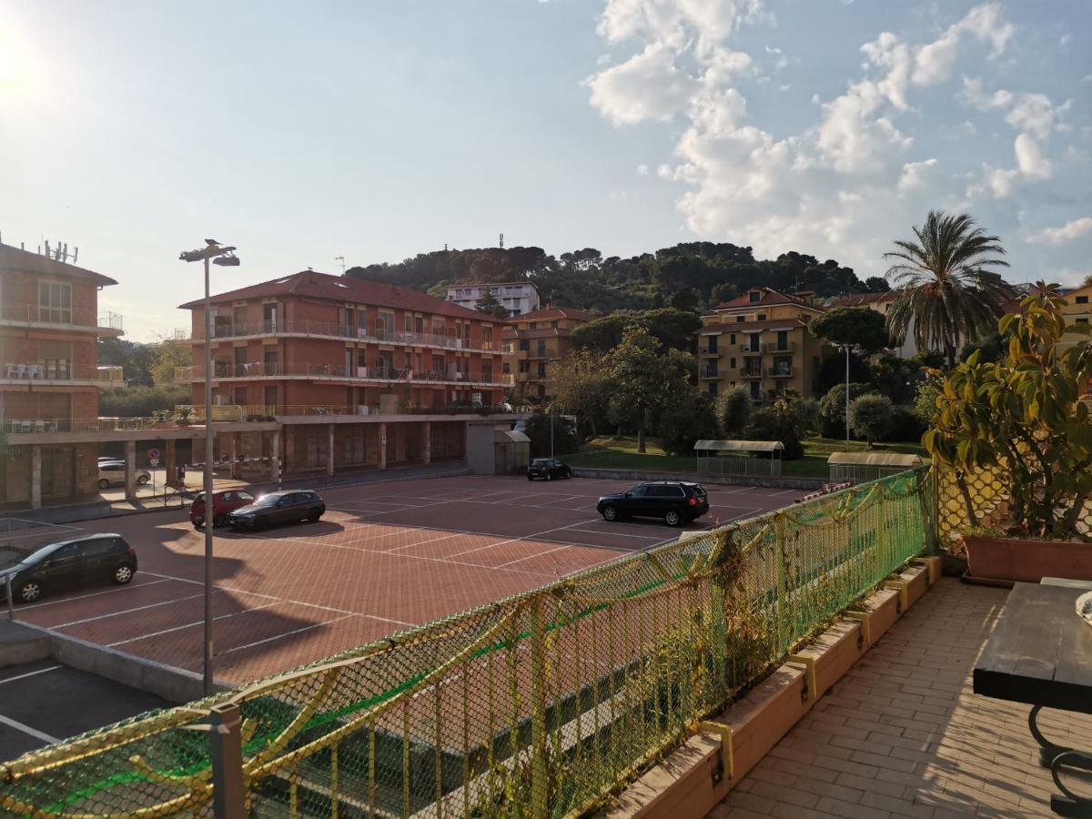 Il Tulipano Lejlighed San Bartolomeo Al Mare Eksteriør billede